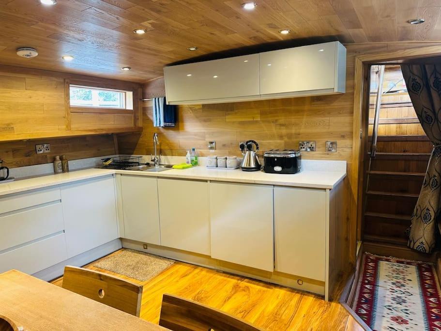 Unique Houseboat Experience I Central City Break Γιορκ Εξωτερικό φωτογραφία