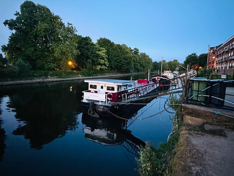 Unique Houseboat Experience I Central City Break Γιορκ Εξωτερικό φωτογραφία